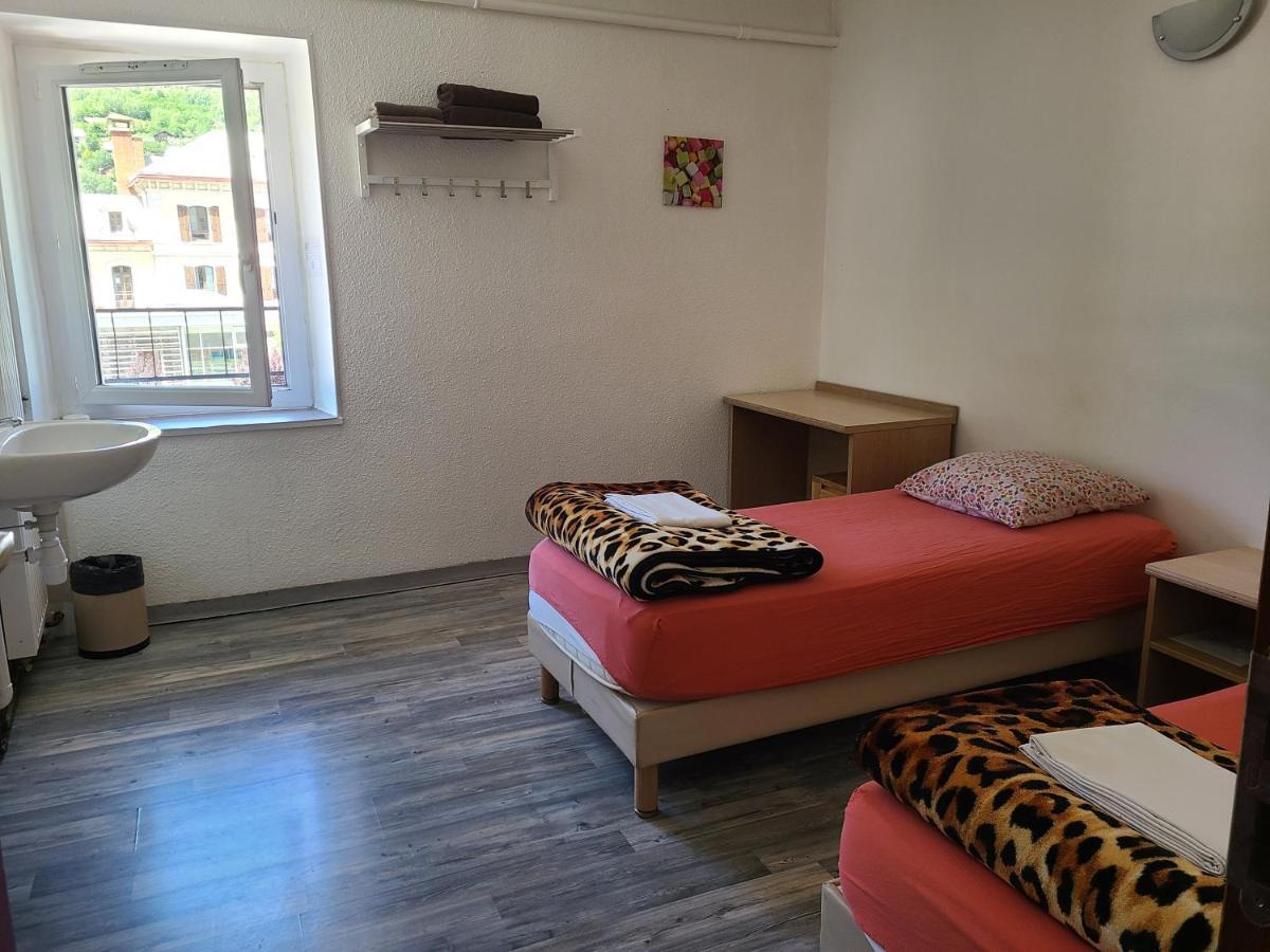 Hotel De La Gare Briançon Eksteriør bilde