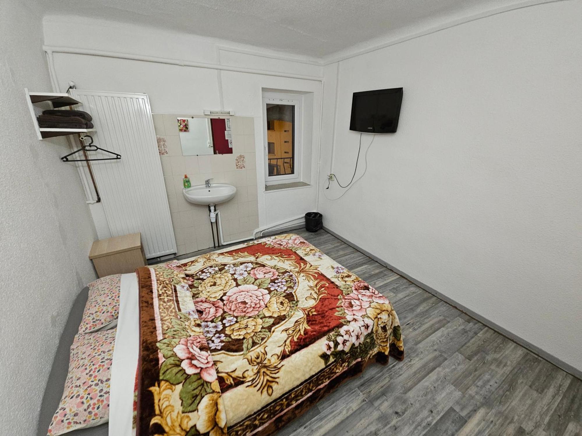 Hotel De La Gare Briançon Eksteriør bilde