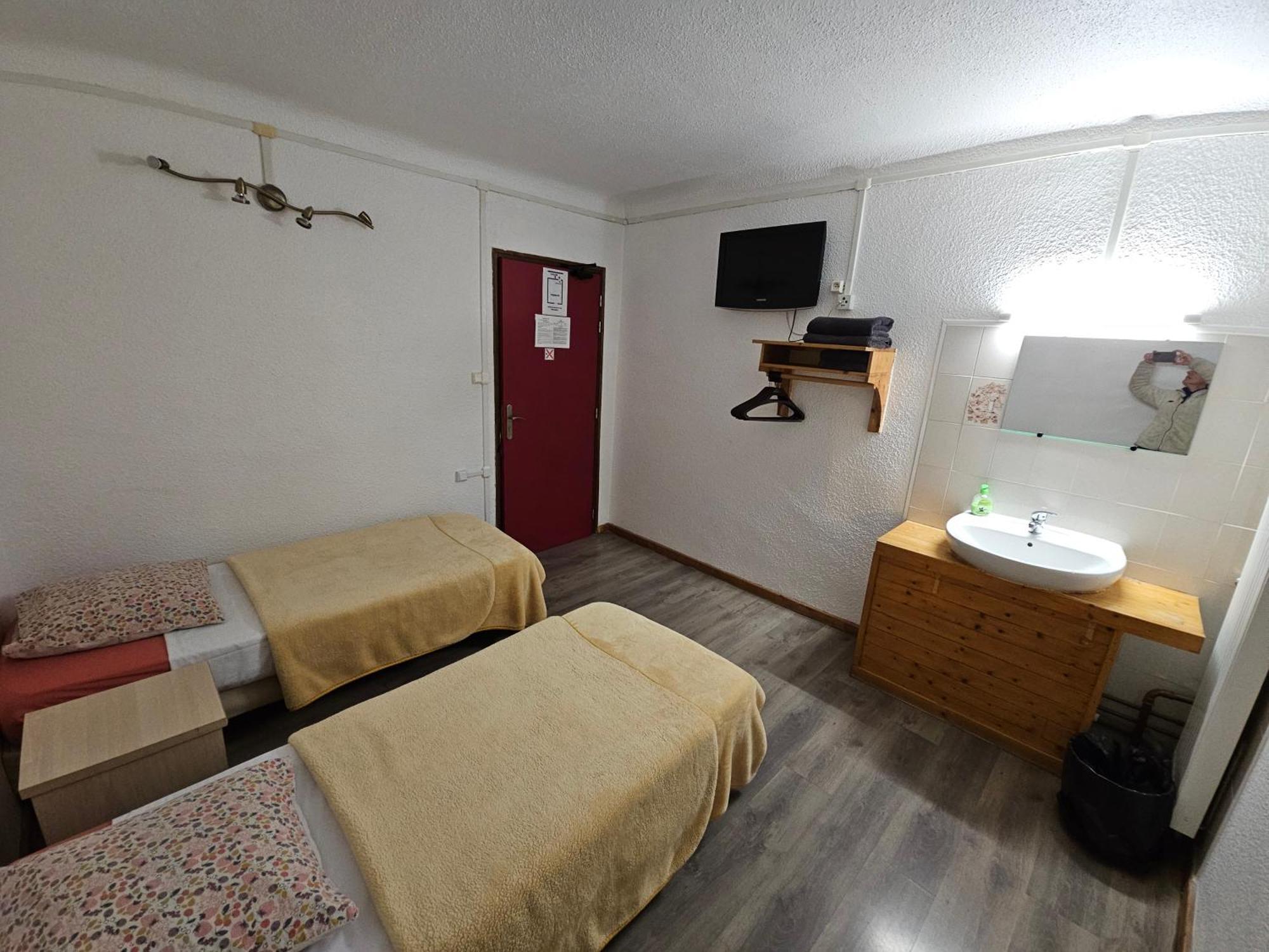 Hotel De La Gare Briançon Eksteriør bilde
