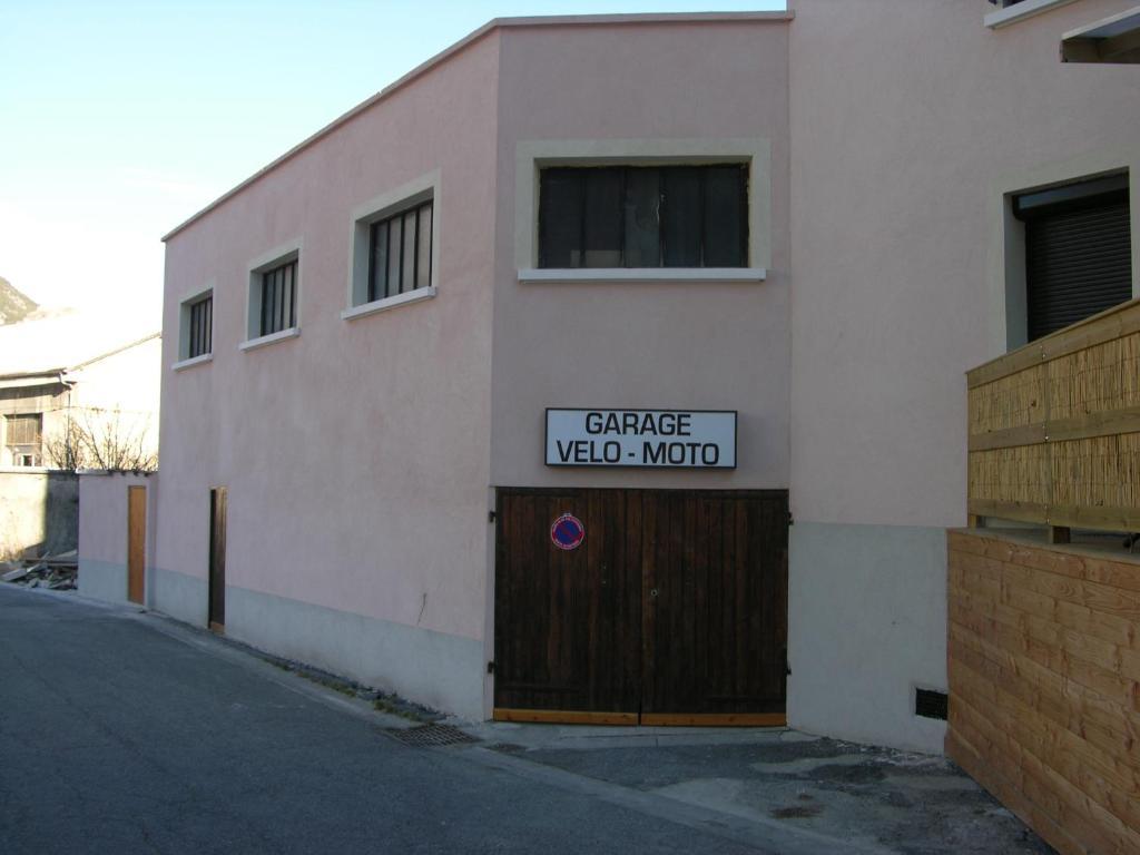 Hotel De La Gare Briançon Eksteriør bilde